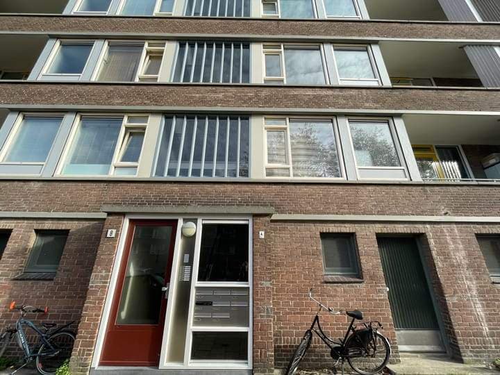 4-Room Apartment, Helena Mercierstraat, Amsterdam - For Rent