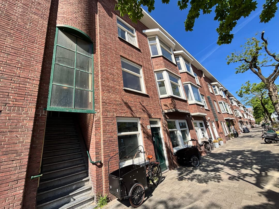 Appartement De Genestetlaan, La Haye - À Louer