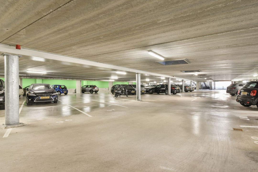 Place de parking Loosduinenstraat, Amsterdam - À Louer
