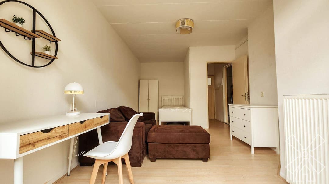 Gemeubileerde Kamer Goeverneurlaan, Den Haag - Te Huur