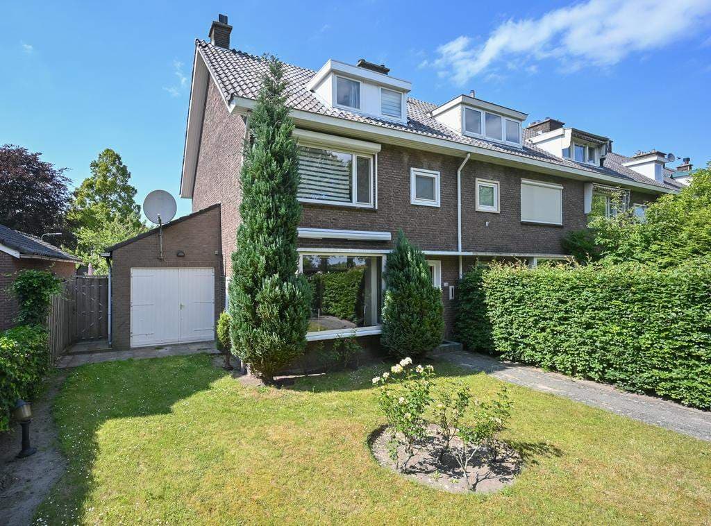 Hoekwoning Rijksstraatweg, Wassenaar - Te Huur