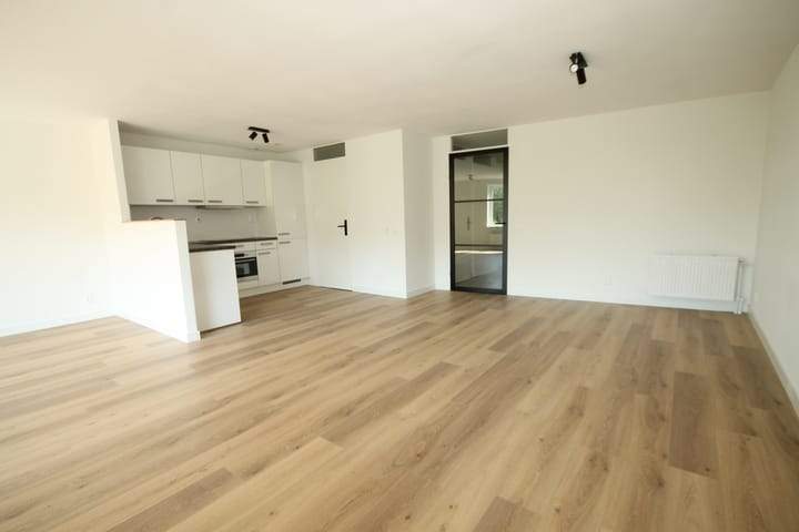 Mies Ruthplaats 322, Leiden — Appartement de 2 chambres