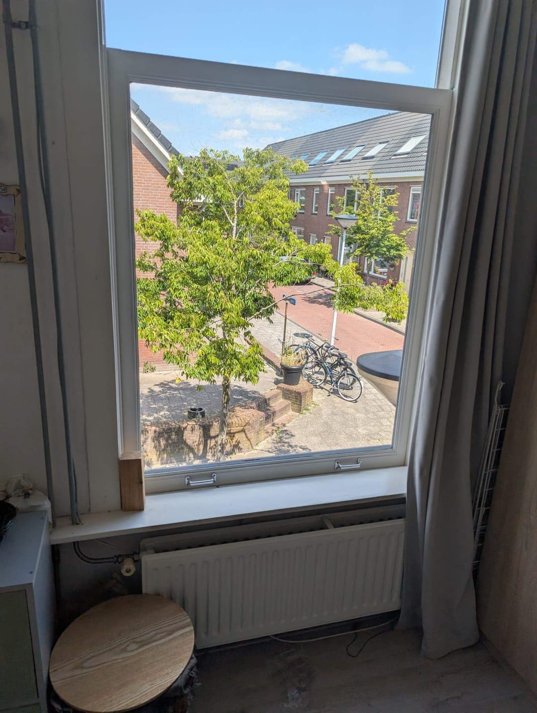 Unfurnished Room for Rent - Bronkhorststraat, Leiden