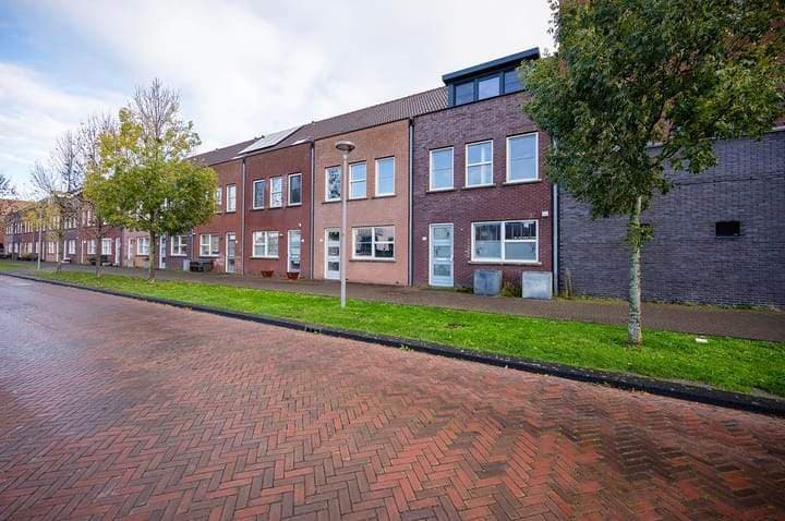 Rijtjeshuis Denemarkenstraat 50, Almere - Europakwartier
