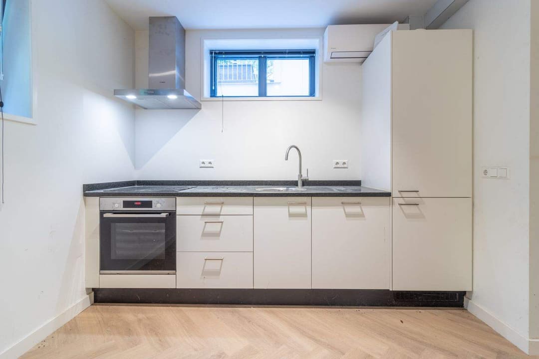 Apartment Beresteinseweg 58A, Hilversum - Ground Floor