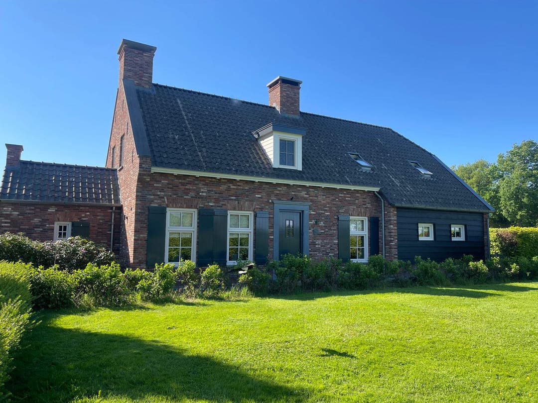 Villa Bredasebaan 664, Sprundel - For Rent
