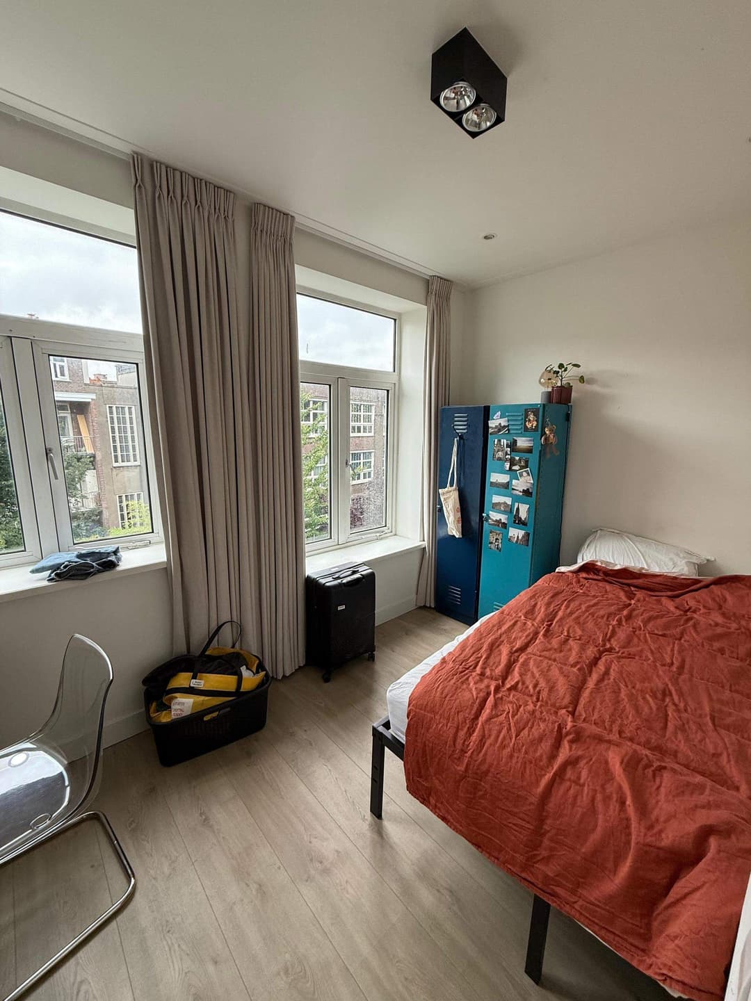 Chambre Meublée Churchill-laan, Amsterdam - À Louer