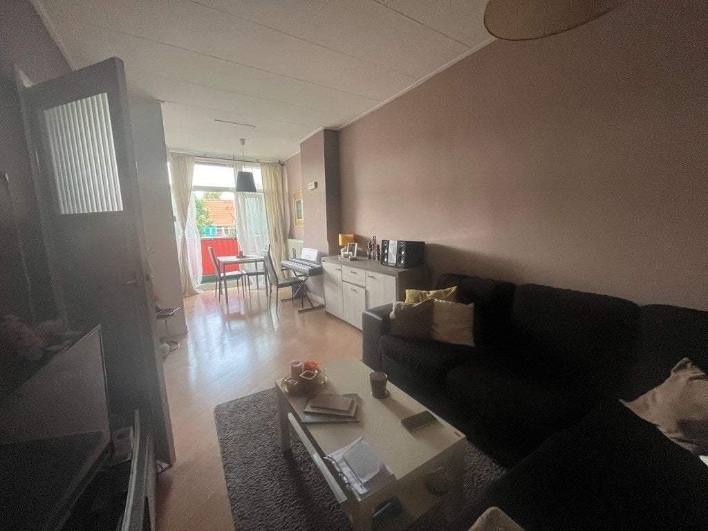 Flat Strevelsweg, Rotterdam - Te Huur