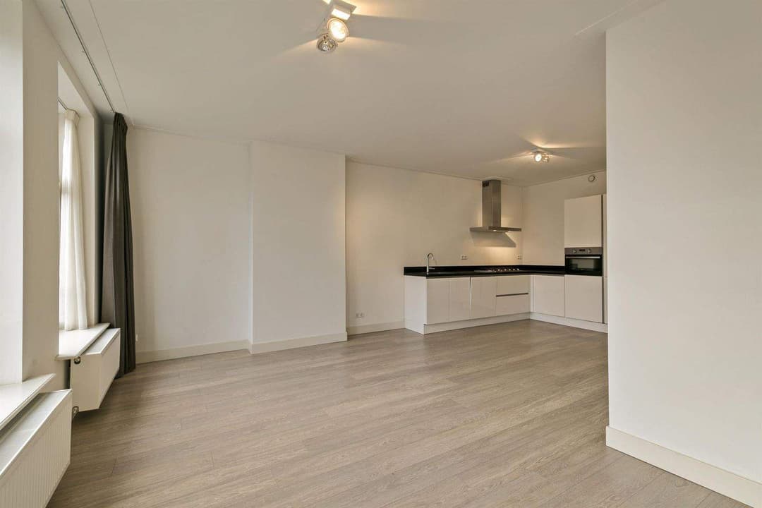 Tweede Jan Steenstraat 25, Amsterdam - 2-Bed Apartment (Oude Pijp)