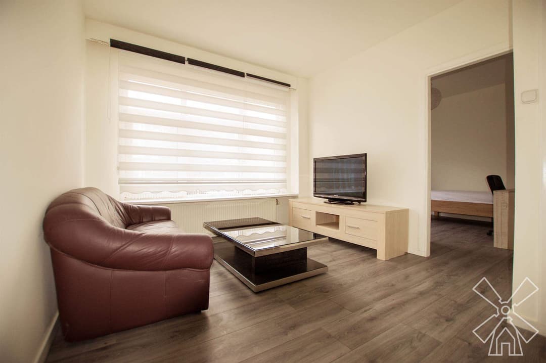 Gemeubileerde Semi-studio Goeverneurlaan, Den Haag