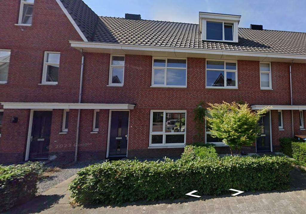 House Burgemeester Vermeulenstraat, Breda - For Rent