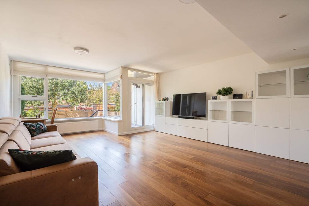 Drive-In Woning Pastoor Buyslaan 32, Wassenaar - Te Huur