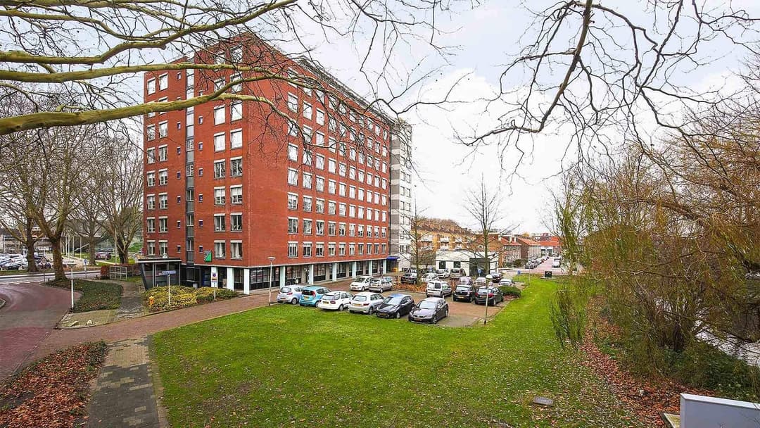 Prof. Burgershof 34, Delft - Flat (55+)