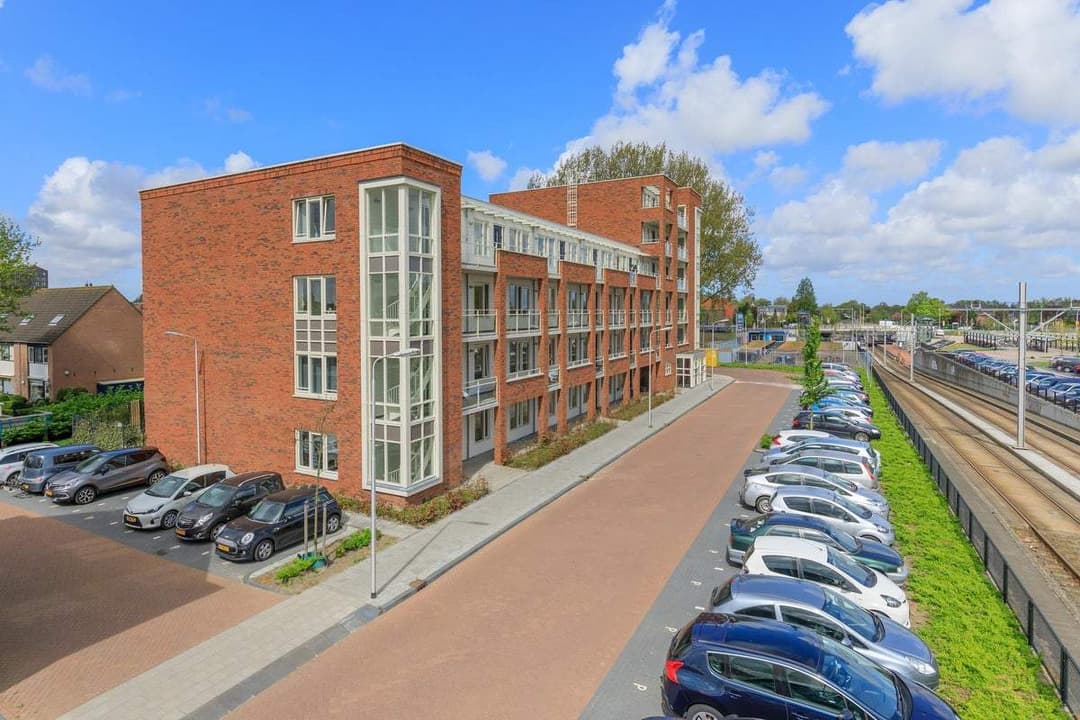 Appartement Stationsplein 34, Pijnacker - À Louer