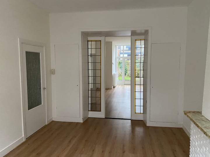 Acaciastraat 130, La Haya — Apartamento de planta baja, Bomenbuurt