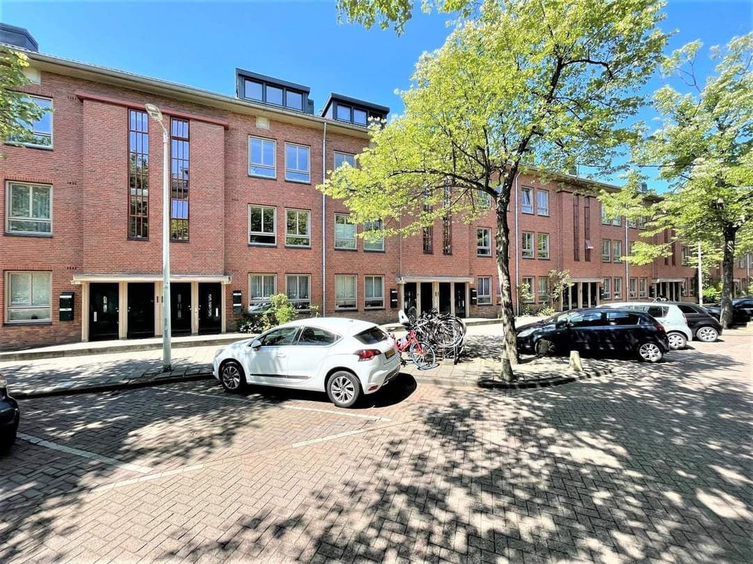 Flat Jan den Haenstraat, Amsterdam (Upper Floor)
