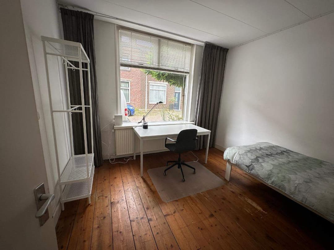 Chambre Meublée Rue Ruiven Delft