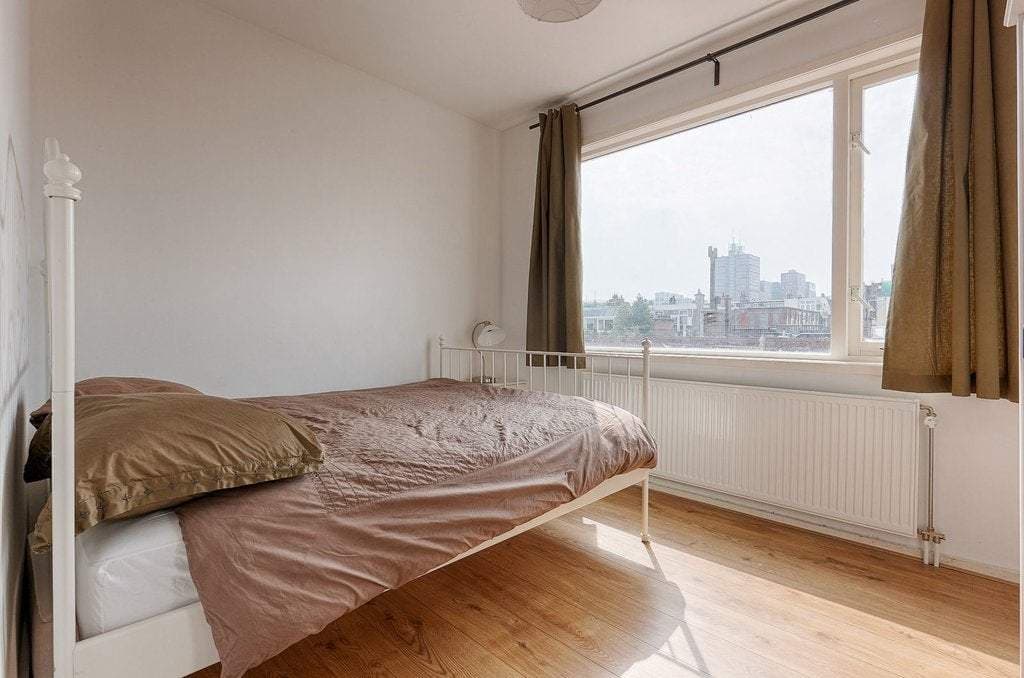 Flat Hendrik Zwaardecroonstraat 192, La Haye (Bezuidenhout-Oost)
