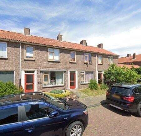 House Westlandstraat 22, Naaldwijk - For Rent