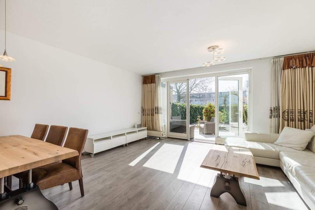 House Dosiostraat 182, Rotterdam - For Rent