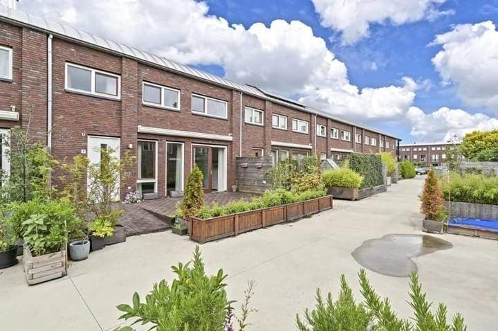 Spaarwaterhof 425, 2593 RS Den Haag - For Rent