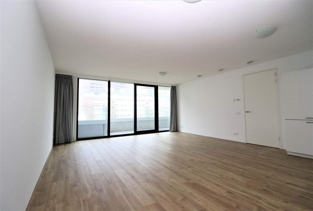 Appartement Wijnhaven 67J, Rotterdam - Te huur