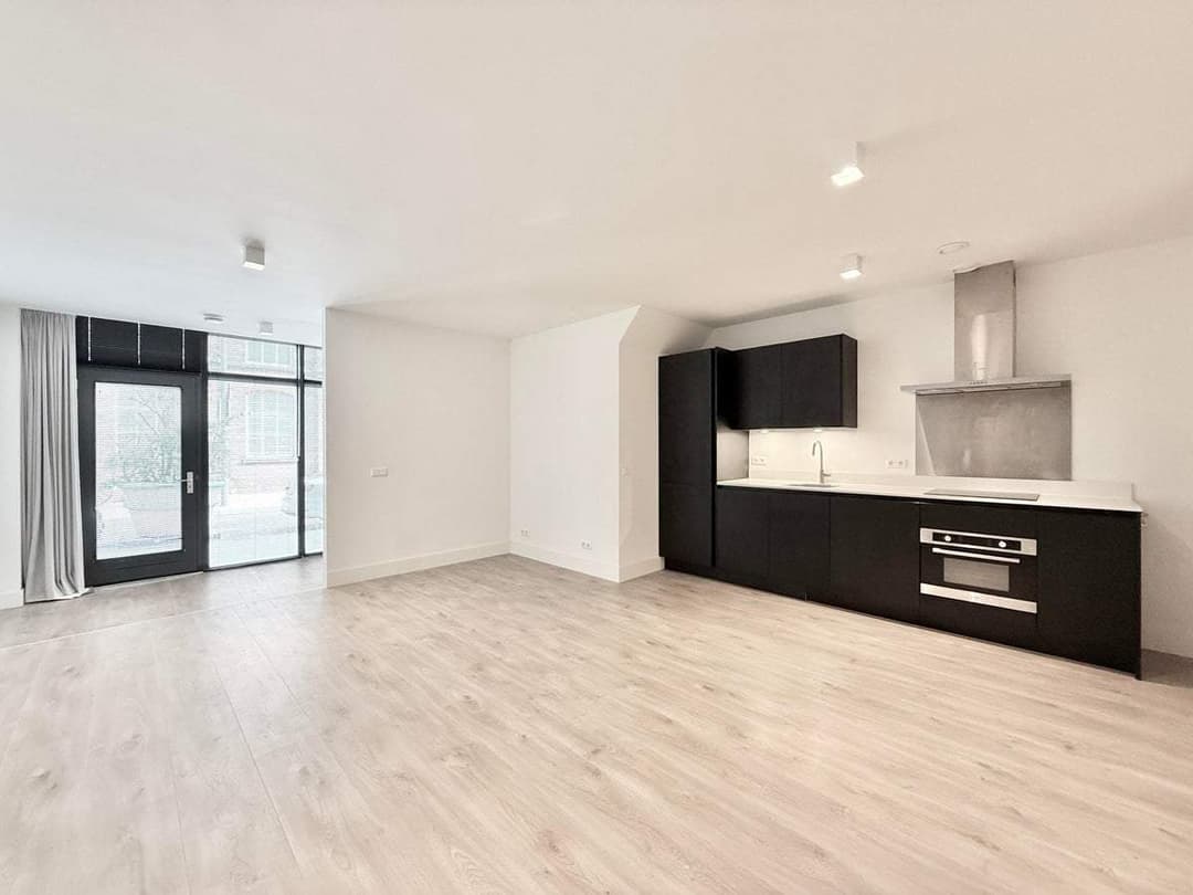 Flat Bergstraat, Rotterdam - Te Huur