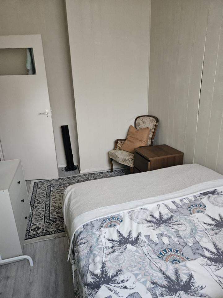 Room Hendrik de Bruynstraat, Amsterdam - Furnished