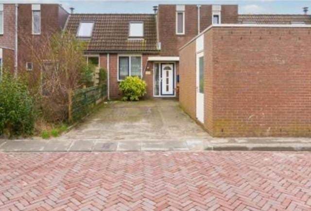 Maison Ringdijk 285, Lelystad - À Louer