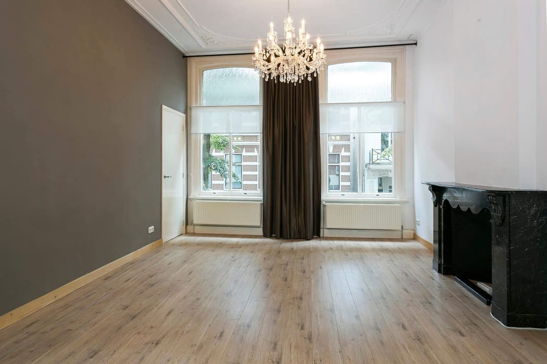 On Gemeubileerd Appartement Emmastraat, Arnhem - Te Huur