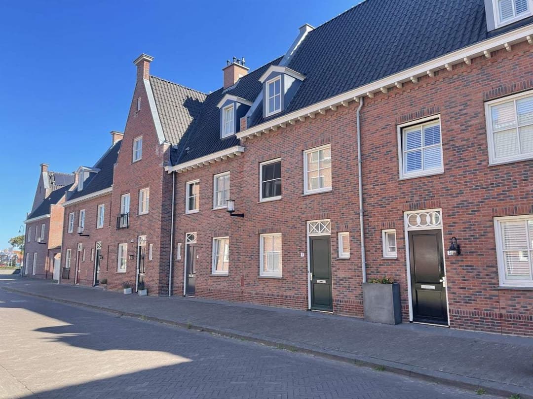 Casa Willem van Oranjestraat 1, Geertruidenberg - En Alquiler
