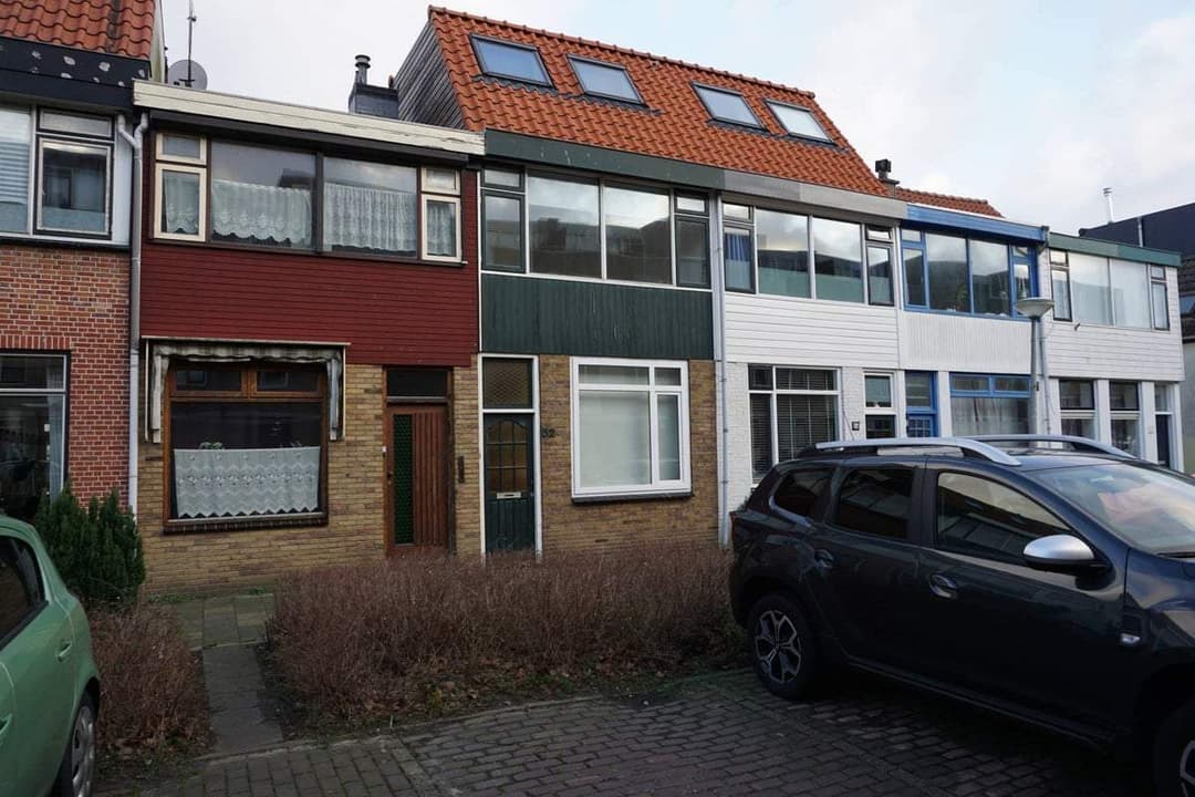 House Oostblok, Heilige Land, Delft - Attic Room (furnished)