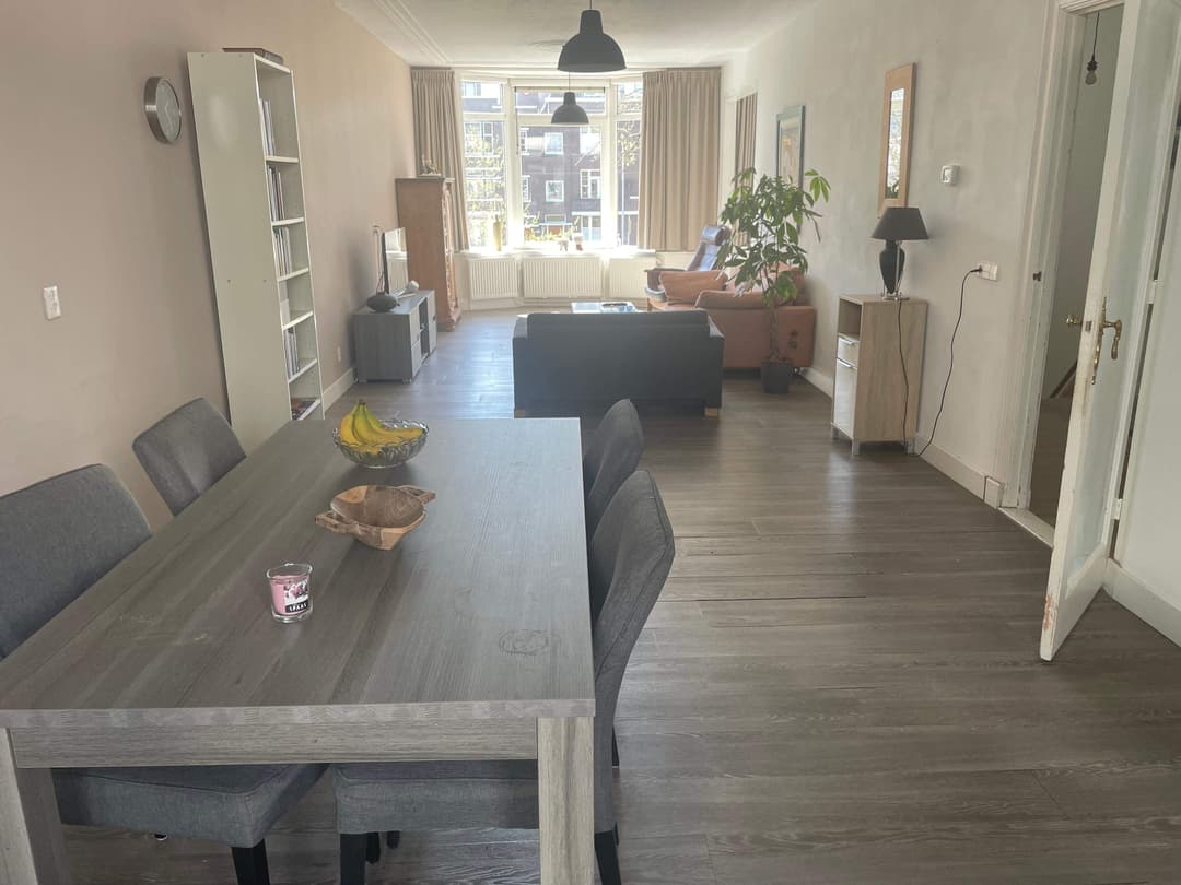 Gemeubileerde kamer aan de Randweg, Rotterdam - Te Huur