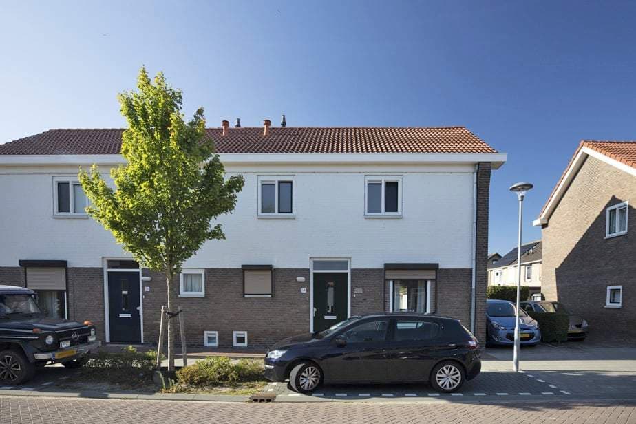 Koningin Julianastraat 14, Fijnaart - Maison individuelle