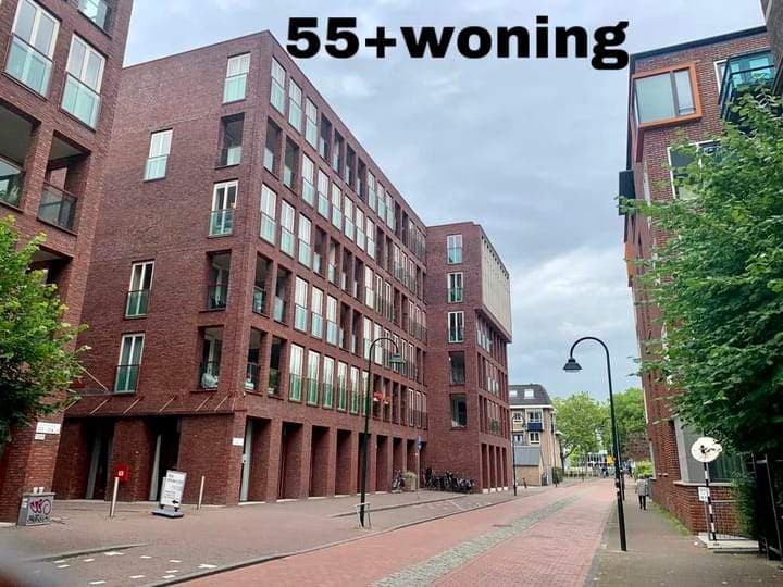 Apartment Ezelsveldlaan 136, Delft - 55+