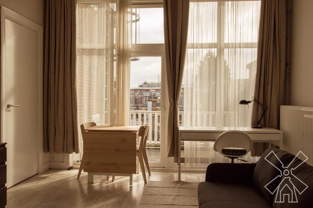 Gemeubileerde studio Valkenboslaan, Den Haag - Te huur