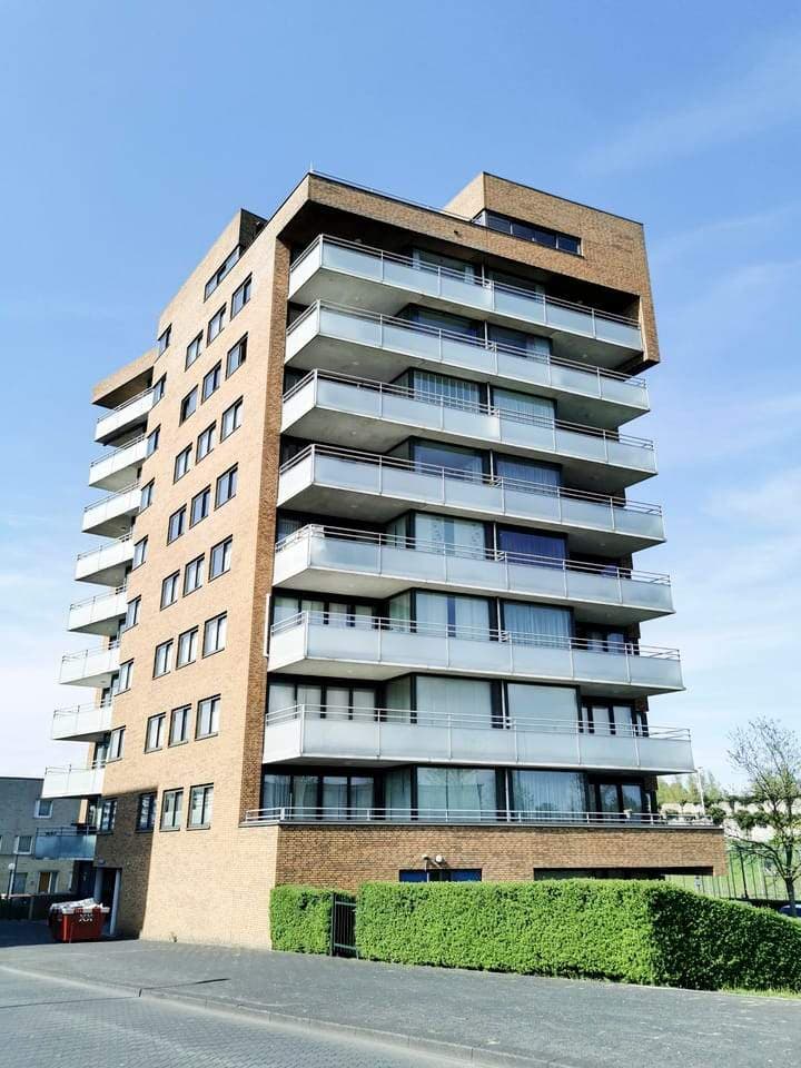 Fully Furnished 4-Room Apartment, Sean MacBridestraat, Amsterdam