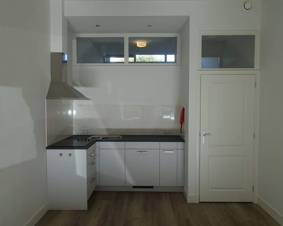 Appartement de 2 pièces non meublé à la Koninginnestraat, Breda - À louer