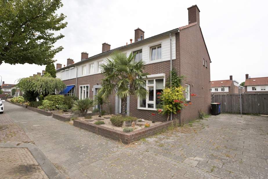 Frans Halsstraat 10, Raamsdonksveer - Familiewoning