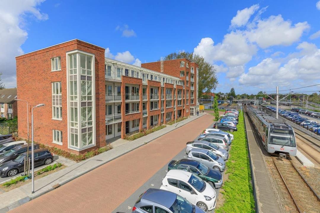 Flat Stationsplein 22, Pijnacker - À louer