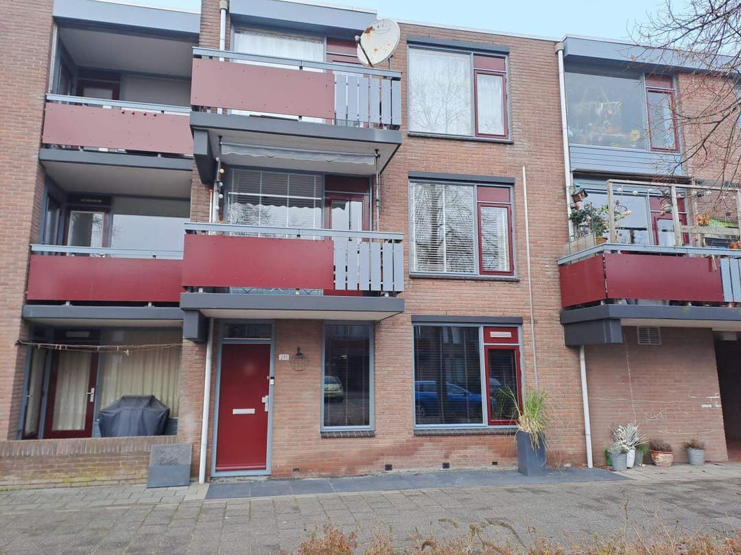 Apartamento de 3 habitaciones en Overlanderstraat, Purmerend - En alquiler