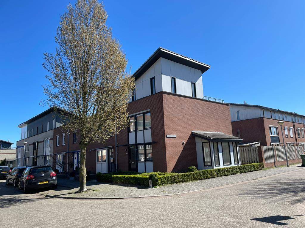 Casa Schout van der Dussensingel, Den Bosch (Maaspoort) - En alquiler