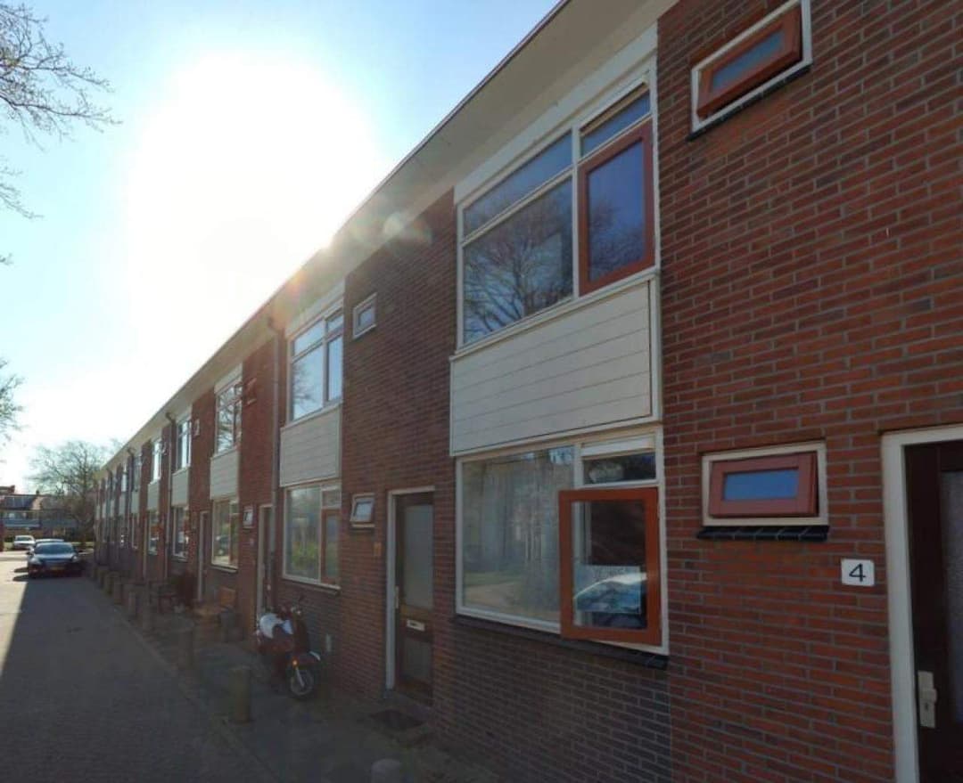 Single-family home at IJstraat 6, Den Helder - For Rent
