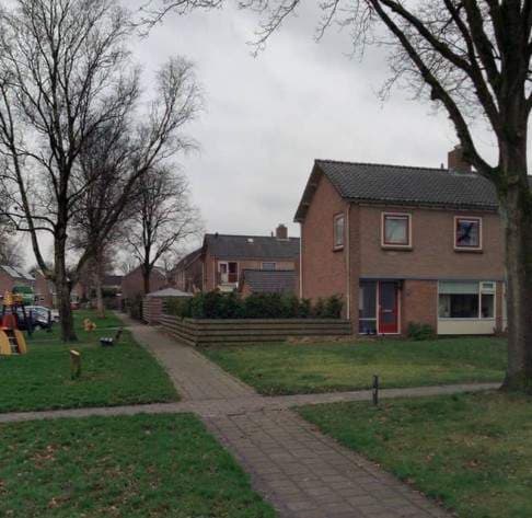 Corner House van Bergenstraat, Roden - For Rent