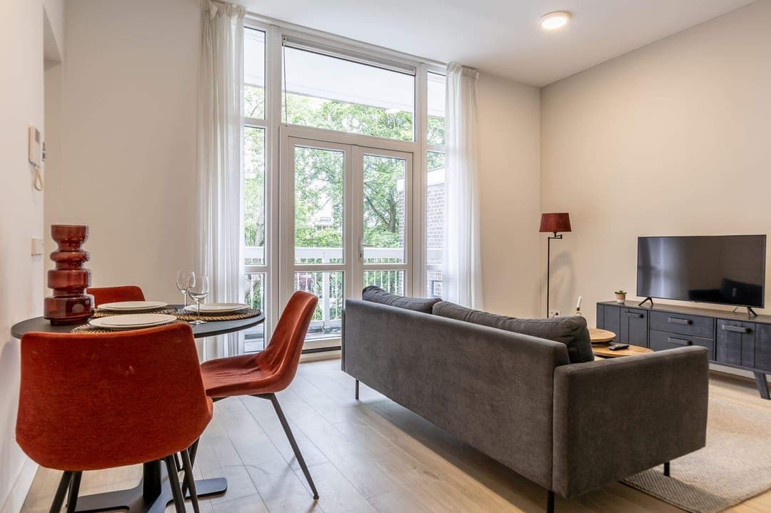Portiekflat Mathenesserlaan 247F, Rotterdam - Kort Verblijf