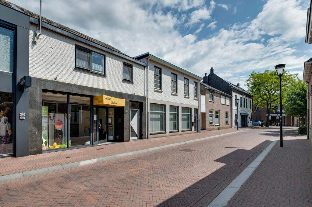 Apartment Kerkstraat 28-C, Nederweert - For Rent