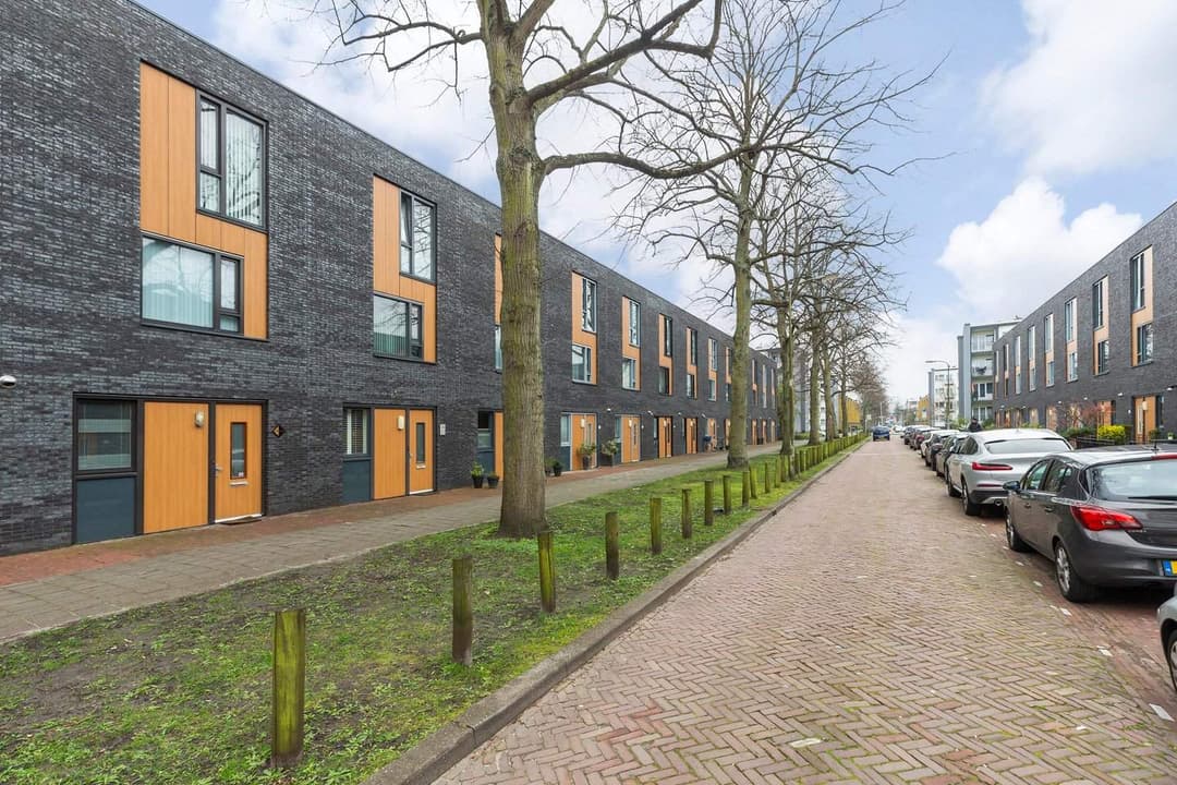 Ruim Gemeubileerd Huis Windesheimstraat, Den Haag - Te Huur