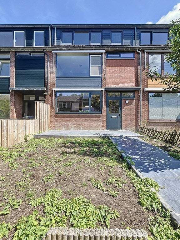 House Sint Urbanusstraat 32, Amstelveen - For Rent
