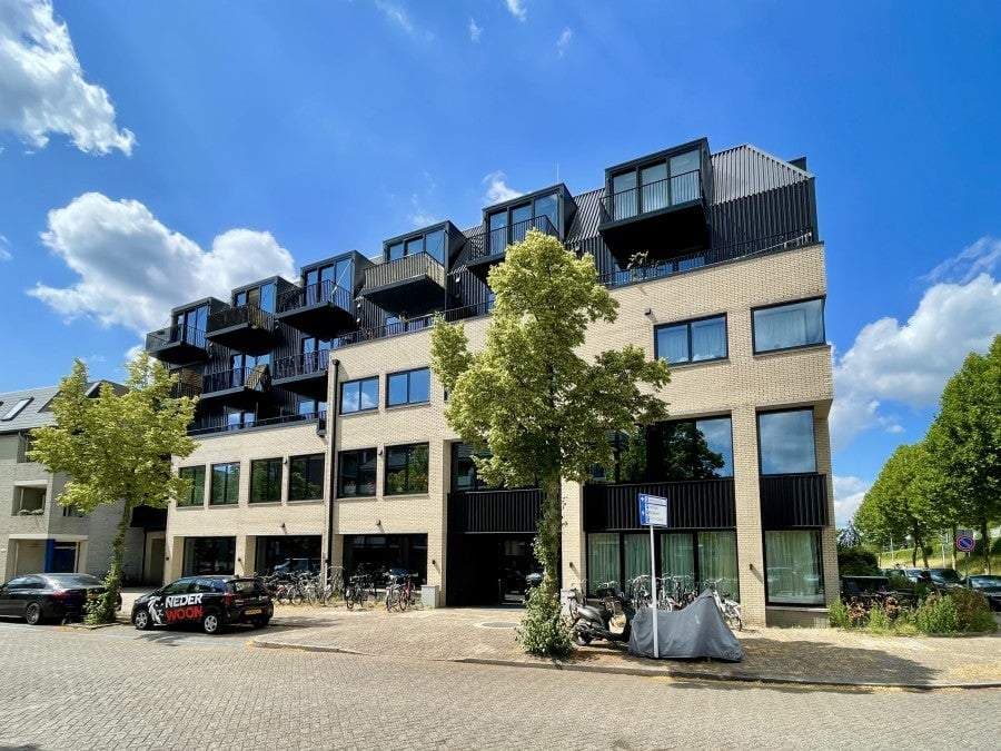 Flat Randhoeve, Houten - For Rent