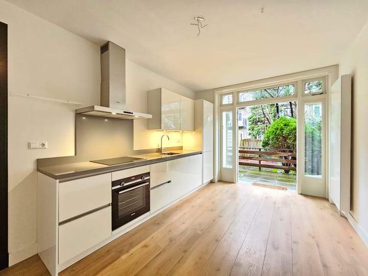 Appartement Uiterwaardenstraat, Amsterdam - Te Huur